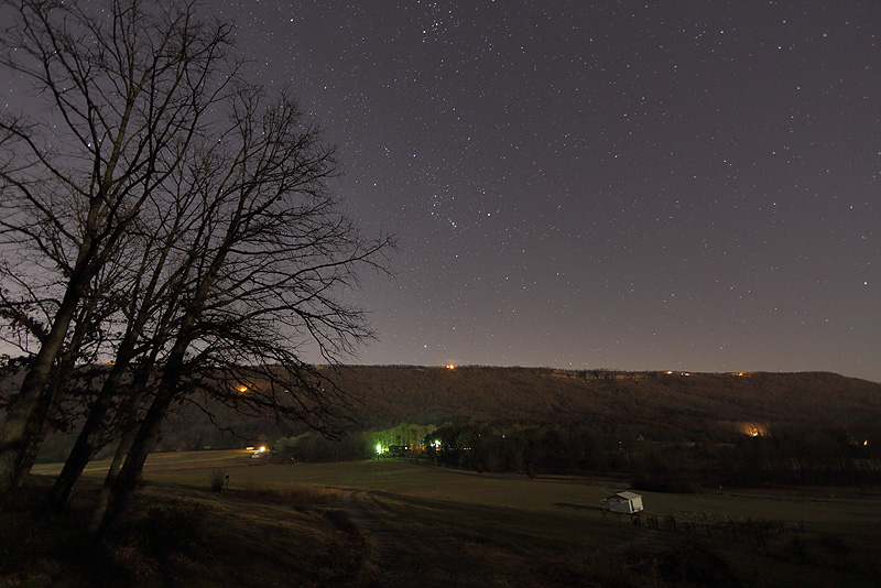 Night time image in the mountains