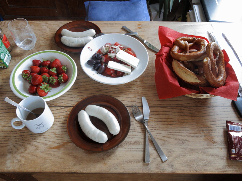 An interesting German/Greek breakfast