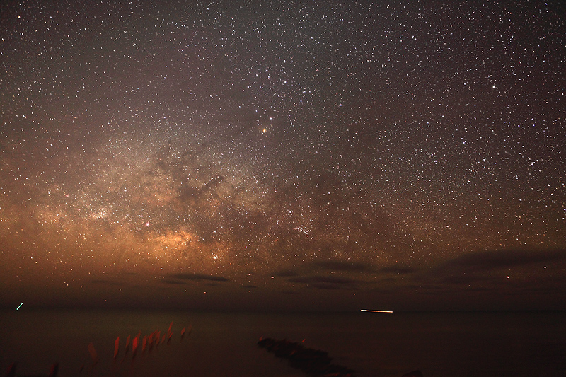 Summer Milky Way rises