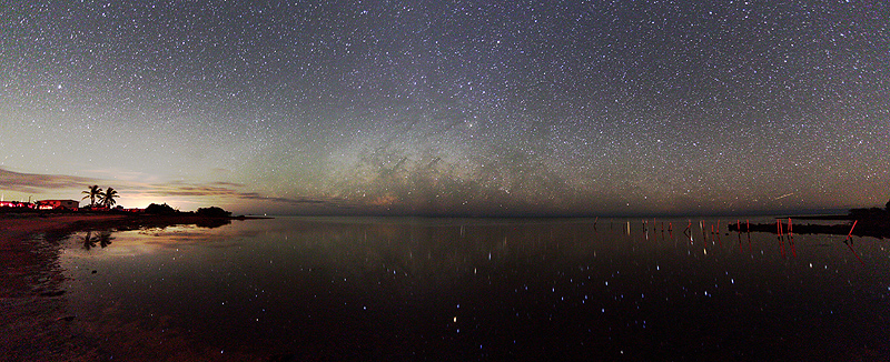 The summer Milky Way rises in the sky to the south of the WSP